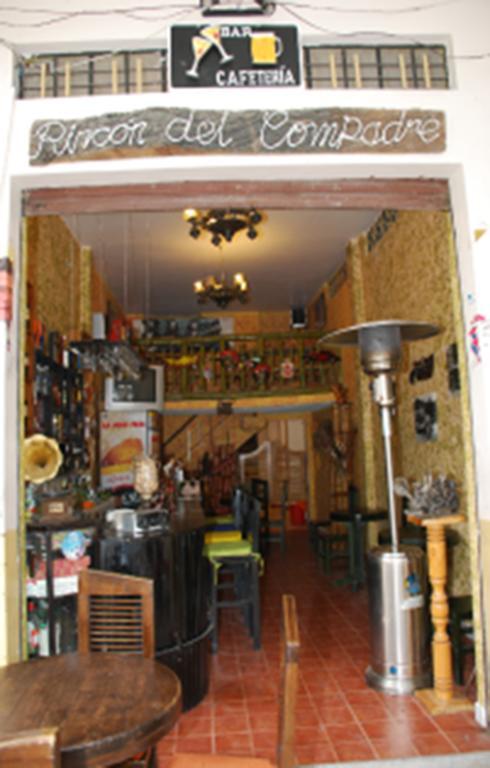 Hostal Gampala Alausi Bagian luar foto
